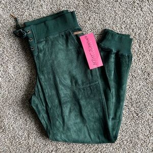 NWT Betsey Johnson Performance Velour Pants - Size Medium